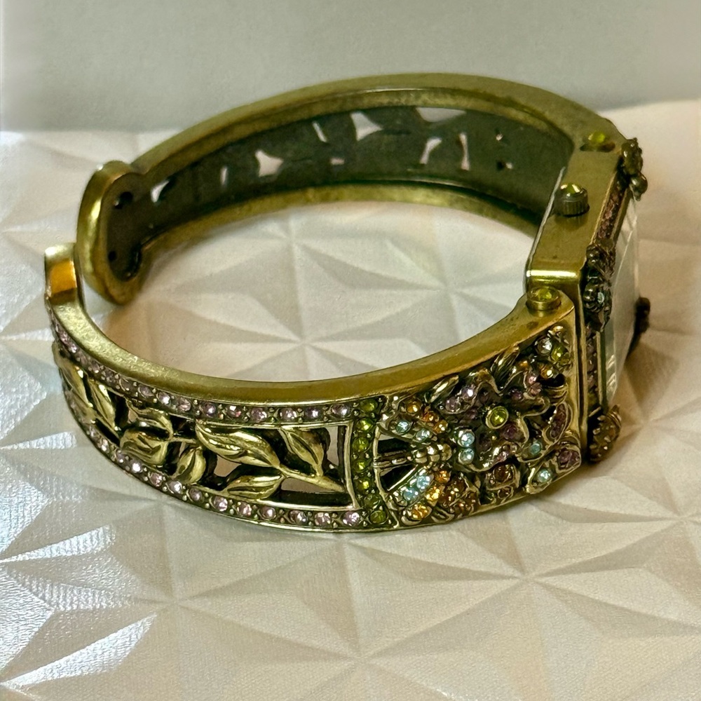Heidi Daus ~ Butterfly🦋Dragonfly Bumblebee 🐝 Ladybug 🐞 Swarovski Crystal Cuff - Picture 9 of 11